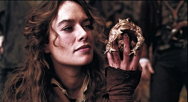 Lena Headey Screencap